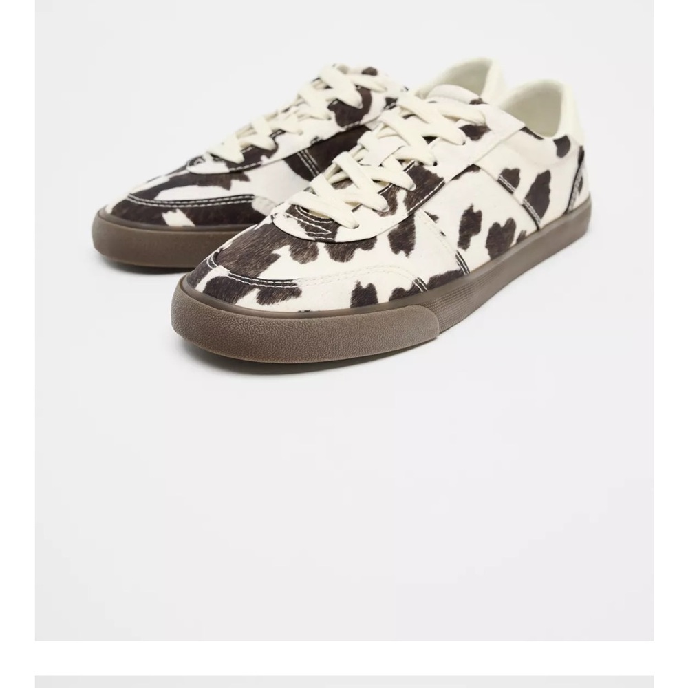 Zara Cow Print Sneakers size 9/40